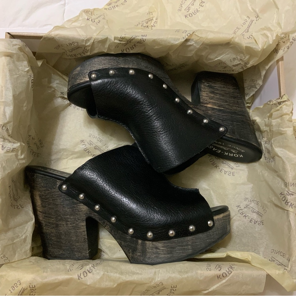 Kork-Ease Deanna platform clogs, size 9, black